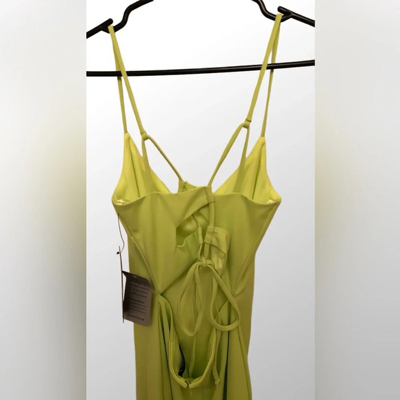 bebe Crepe Midi Dress NWT  Size M - Picture 6 of 9